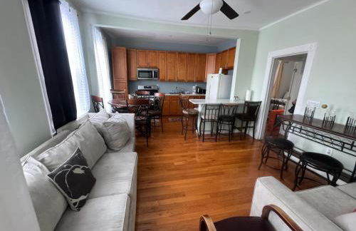 Group Getaway of West New York - Foto 37