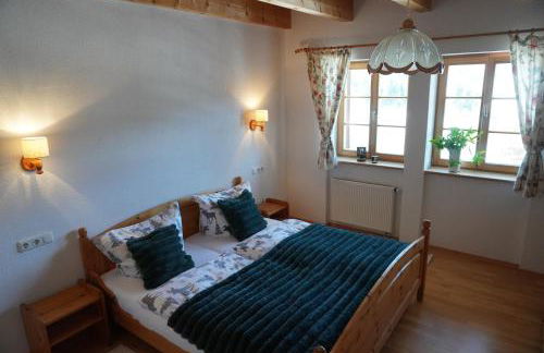 FeWo BergZeit auf 1000 m Höhe mit Balkon, Parkplatz, WLAN, Küche - Photo 16