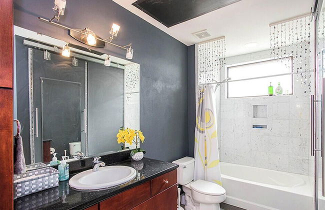 Convenient Condo Near Zilker & Barton Springs! - Foto 12