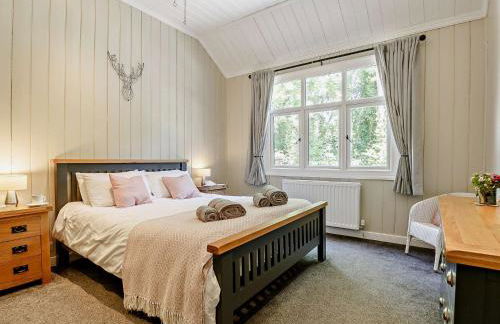 4 Bed in Llanfairtalhaiarn 88973 - Photo 13