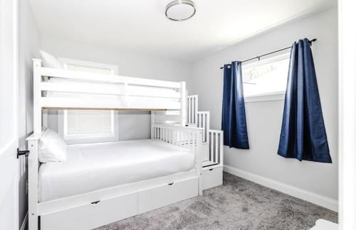 Sage House - Photo 21