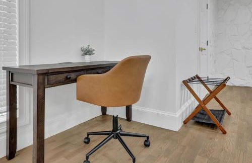 Luxury 7BR Buckhead Oasis w Pool Gameroom Firepit - Foto 85