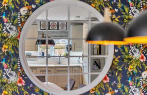 Spacious Family Oasis Explore with Ease - Pass the Keys - Photo 3