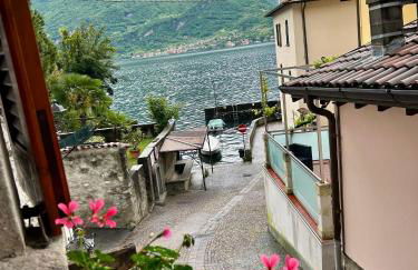 Al civico 7 Relax a due passi dal lago di Como - Foto 27