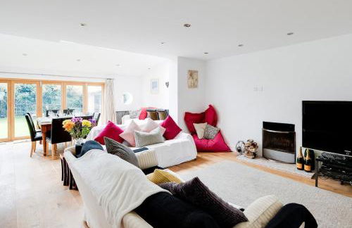 Harbourways Emsworth, Pet Friendly Coastal Retreat, Contractors & Leisure, Free Parking, Walk to Pubs - Photo 76