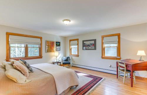 Chic Addison Home with Fire Pit on 8 Private Acres! - Photo 15