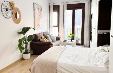 Studio Chic con Balcon y A/C - Photo 9