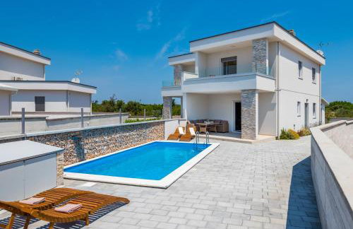 Holiday house Lumina - outdoor swimming pool, 4 bedrooms, WIFI - Foto 18