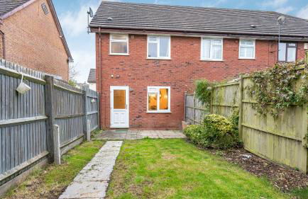 Luxurious 2-Bed Home Near NEC, BHX Airport & JLR Ideal for Contractors or Lesiure Stays Long term stay available - Foto 16