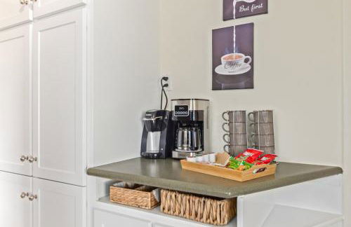 NEW! 1958 Chic Mid-Mod House - Foto 16