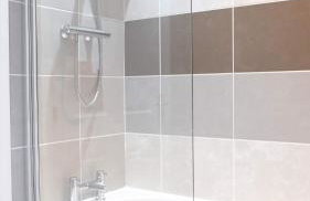 Spacious 4 Bedroom Home with Garden in Bedford - Foto 48