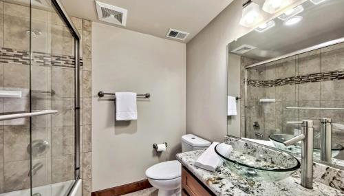 Walk to Gondola & Lake 4BD Townhome TW404 - Photo 5