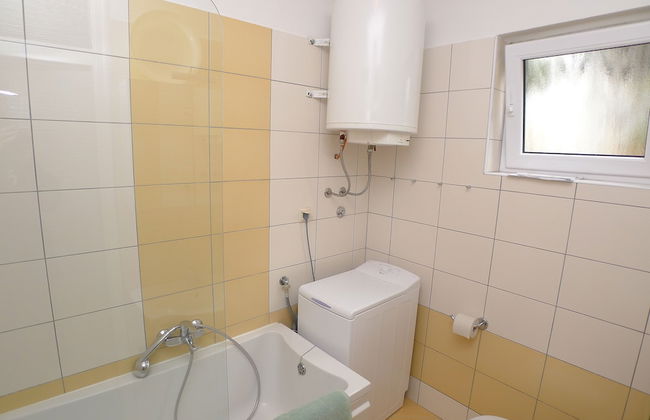 Apartment for six Persons With Three Bedrooms and Internet - Photo 11