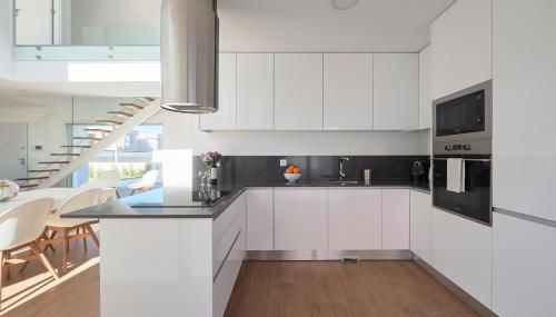 Aroeira Villa w/ Pool near Beach, By TimeCooler - Foto 4