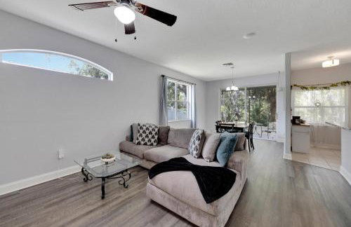 Spacious 3BR Family Home Near Sponge Docks - Foto 24