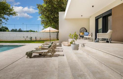 Villa Castanea by Villsy - Photo 16