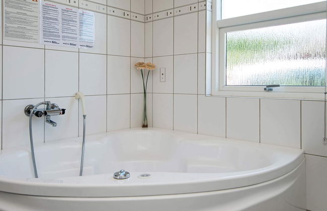 6 Person Holiday Home in Sjolund-by Traum - Foto 4