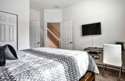 Pond view pool home close to Disney TR17508PA - 3 bedrooms - 3 bath - waterview - Foto 6