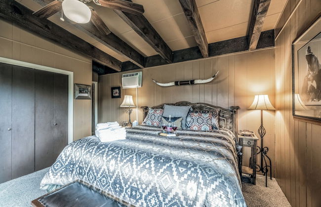 Neeley Mountain House by Ruidoso Vacation Rentals - Photo 16