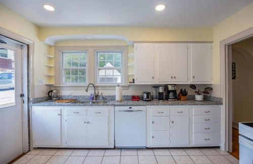 Harrisonburg Hidden Gem Across from JMU & Hotspots - Foto 19