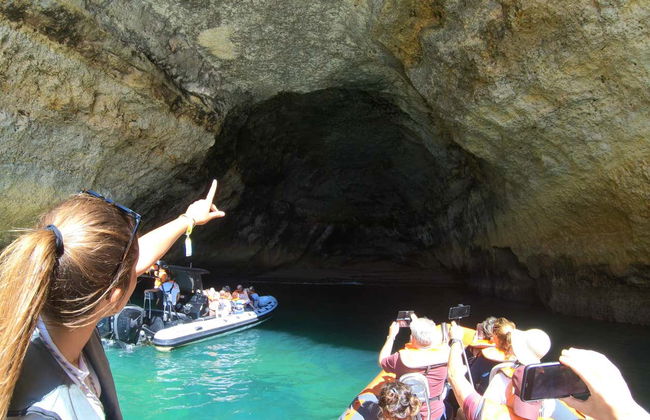 Paseo en barco por el Algarve y las cuevas de Benagil - Foto 6