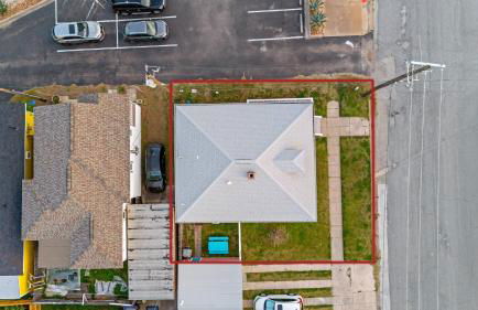 Sunrise Serenade Fabulous Location with Beautiful Ocean View - Foto 37