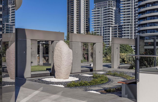 Peppers Broadbeach - Photo 75