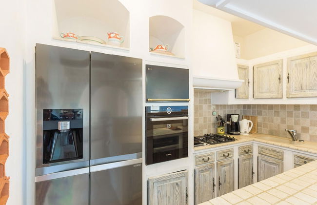 Chateau in Lorgues With Pool & Vineyard Views - Foto 9