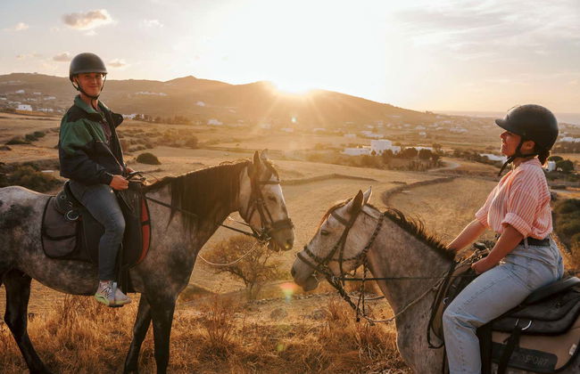 Passeggiata a cavallo a Paros - Foto 1