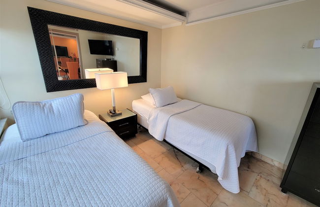 Alexander 807 5 Bedroom Apts by RedAwning - Foto 6