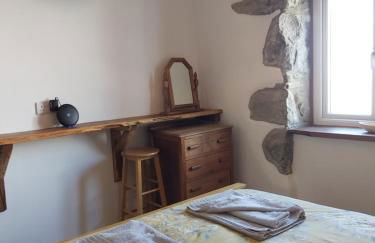 Family stay by the beach - Photo 2