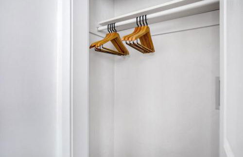 Charming 3BR w WD nr MIT Kendall Sq BOS-453 - Foto 16