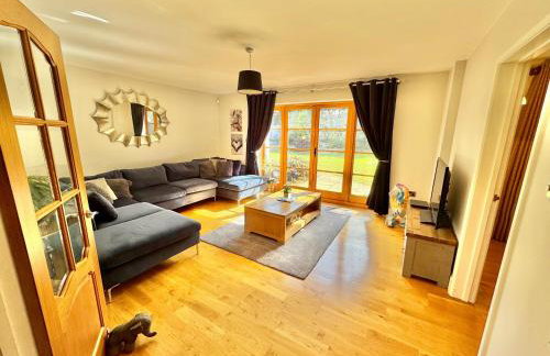 Serene Retreat - Hot Tub - Pool Table - Close to New Forest and Bournemouth Beach - Sleeps 12 - Foto 25