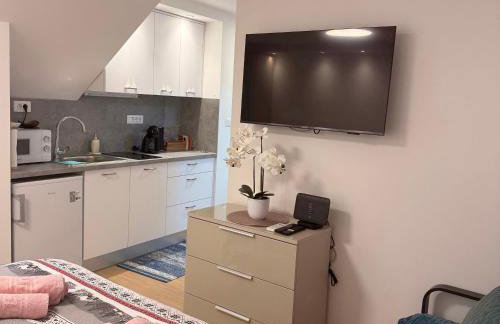 La Casa di Varos Old Town Apartments - Photo 4