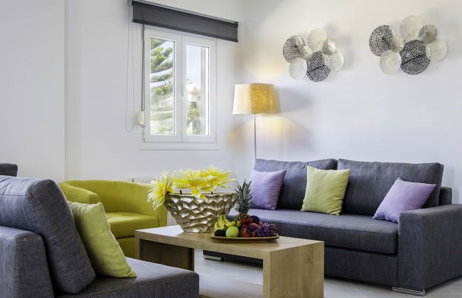 Talos Luxury Suites - Photo 36