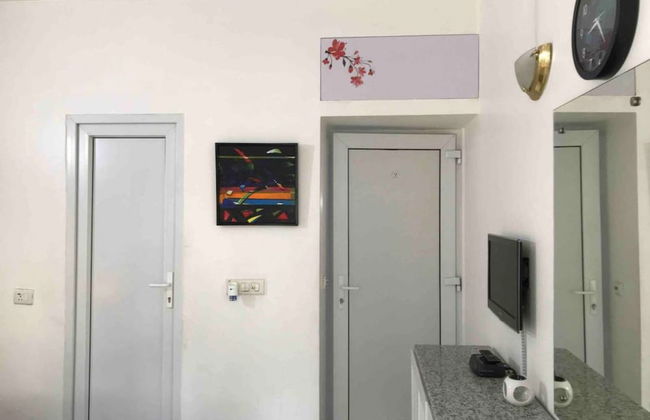 Security & Comfort 2 Bedroom Apartment in Gurugram - Foto 6