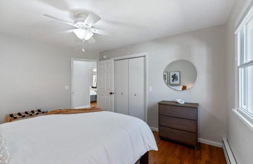 High-End Finger Lakes Escape - Expansive Game Room, Cozy Firepit, & Scenic Views - Foto 28