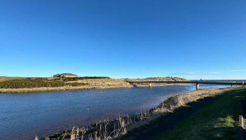 The Harbour Cottage - Photo 2