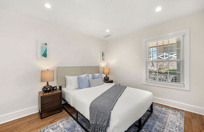 Beautifully Modern Cottage in Historic Norcross - Foto 9
