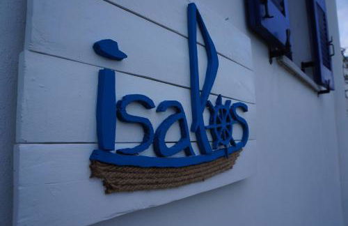 Isalos Paros - Photo 2