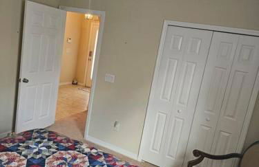 Home away from Home - Photo 13