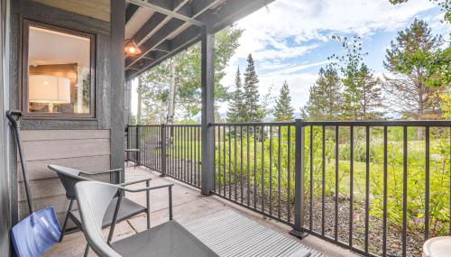 Patio and Dillon Reservoir Views Chic Frisco Condo! - Foto 2