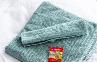 KAISER 02 by ROCKCHAIR Apartments l SUPERHOST Status l 3 Bedrooms Boxspringbeds 2 Bathrooms l Cozy Family & Business Flair 155 sqm 3 Balcony 2nd Floor Elevator up to 10 guests welcomes you! - Foto 36