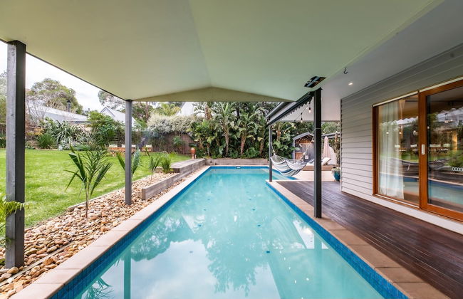 Hamptons Inspired Luxury - Photo 30