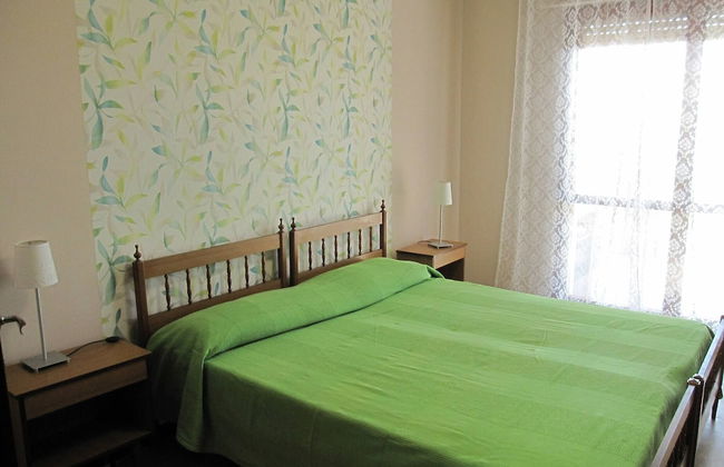 Amazing Apartment With Seaview Terrace - Photo 2