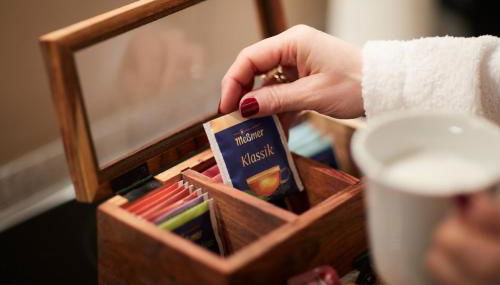 R B Apartment Hamburg Family - zentrumsnah - 108 qm mit Dachterrasse - Küche - Waschtrockner - Smart TV - Badewanne & Dusche - kostenloser Parkplatz - 2 Schlafzimmer - Foto 4