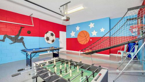 Waterfront Family Mansion w BBQ Games Room & Pool - Foto 2