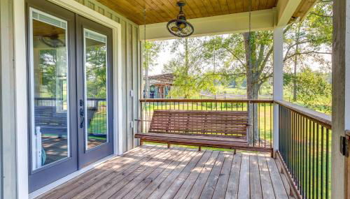 Escape to Nature Lakefront Jay Cottage with Views! - Foto 2