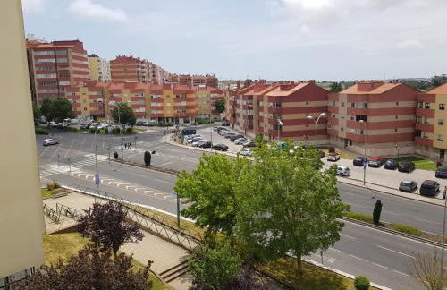 Enjoy Lisbon Cascais Sintra 1200 metres to metro blue line Sintra Rail line Free Parking - Photo 46