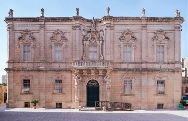 Entrada a la catedral de San Pablo y su museo - Foto 2